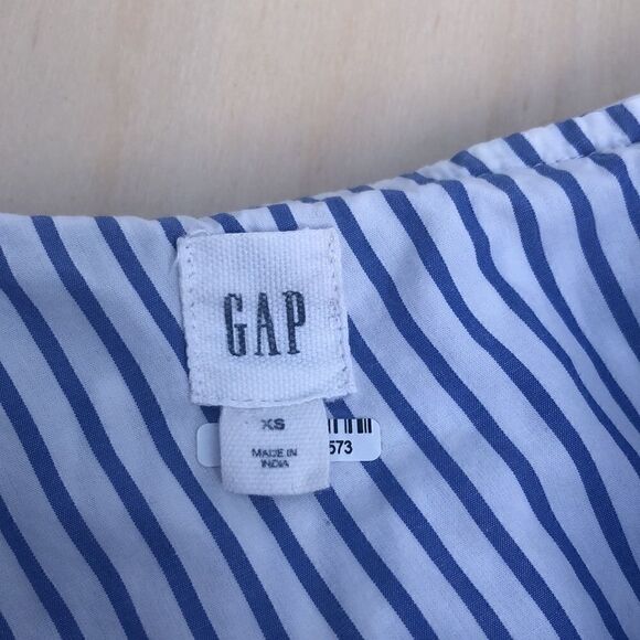 Gap One-Shoulder Ruffle Top   - Picture 7 of 8